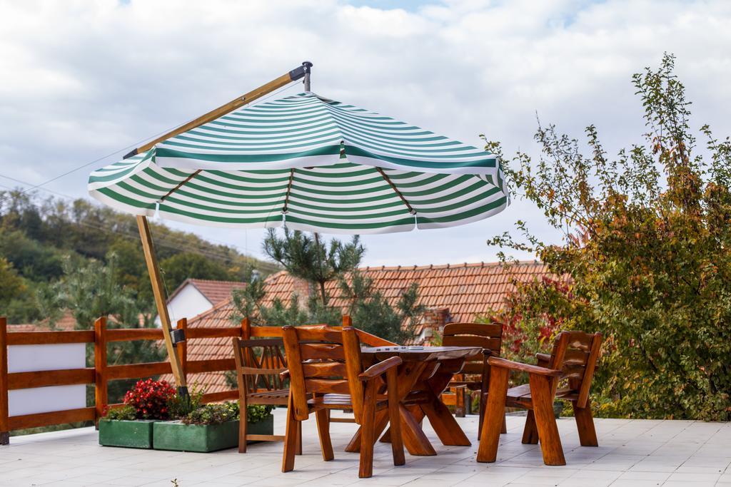 Ambitus-Haz Apartment Egerszalók Екстериор снимка